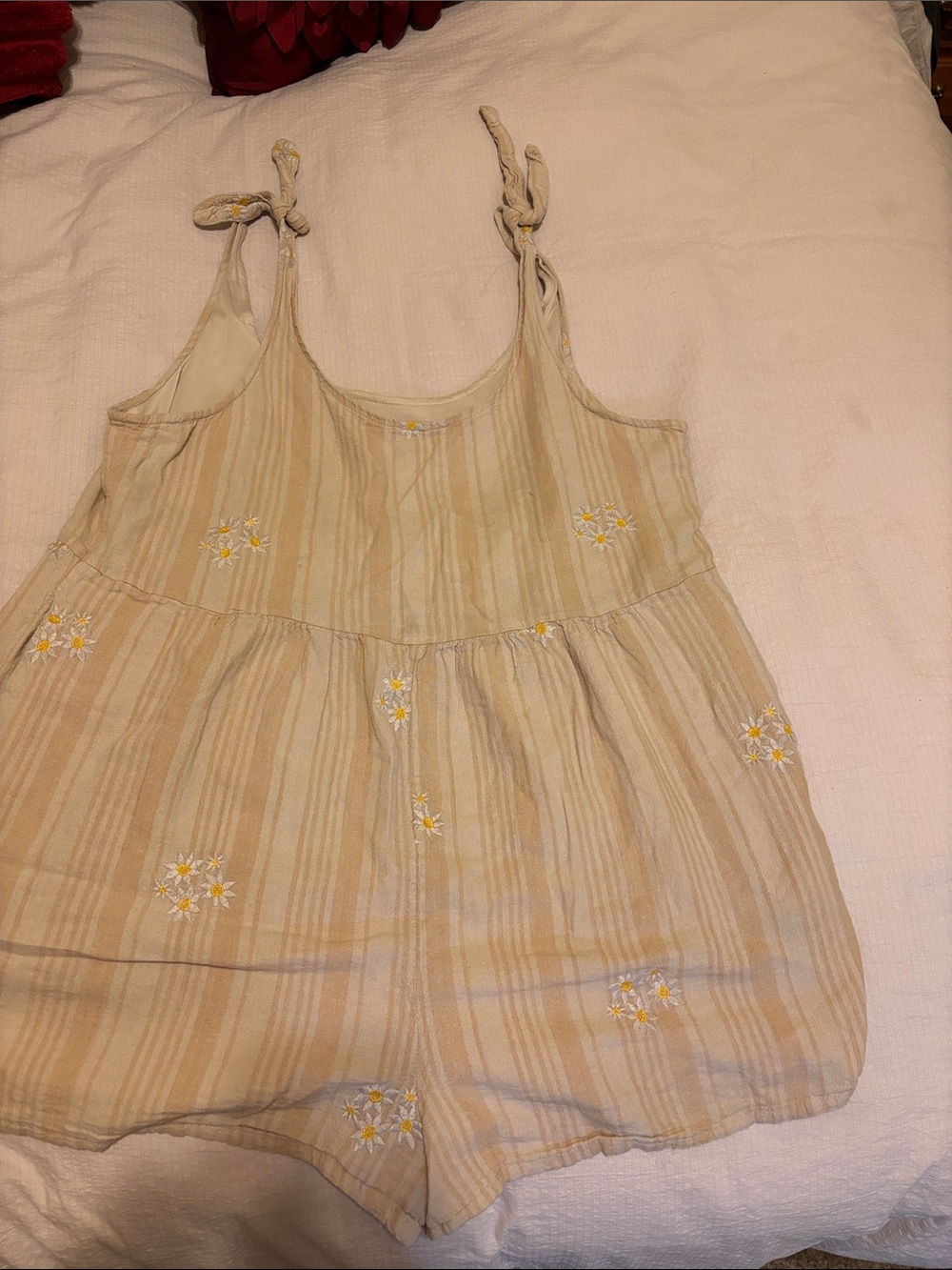 American Eagle Outfitters Cream Bralette